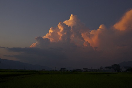 20110722-yuyakegumo.jpg